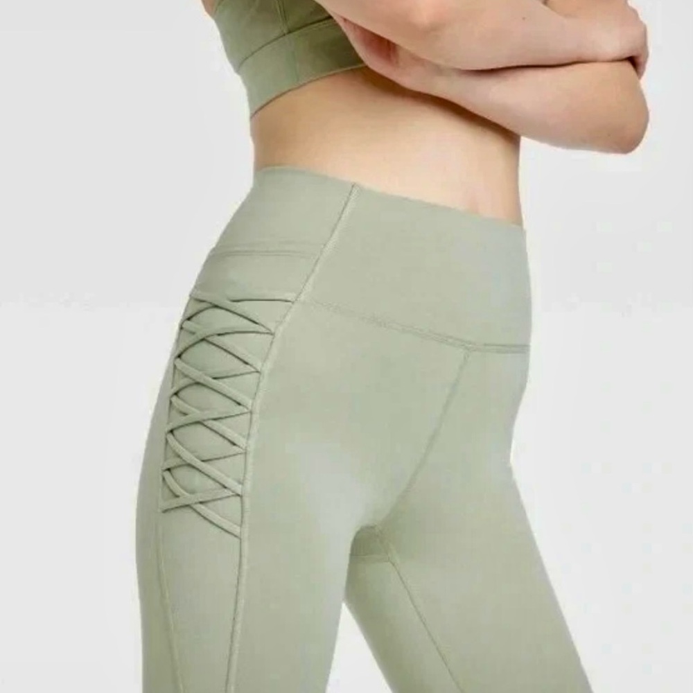 All In Motion Brushed Sculpt High-Rise Active Leggings Sage Green Size M - Picture 2 of 12